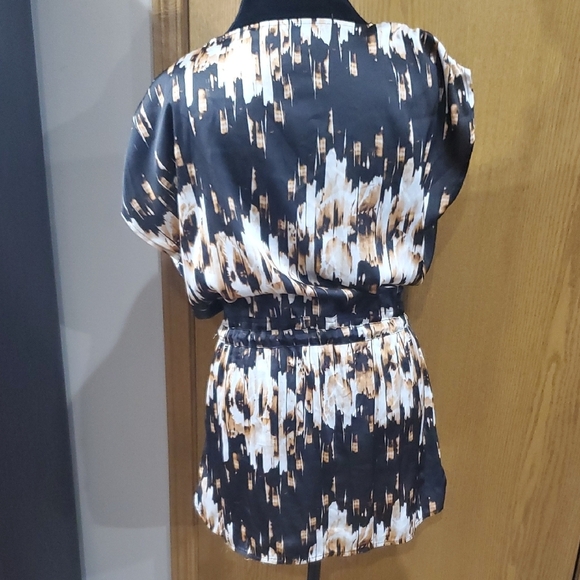 Derek Lam For Design Nation Black and Tan Graphic Mini Dress - Picture 4 of 11